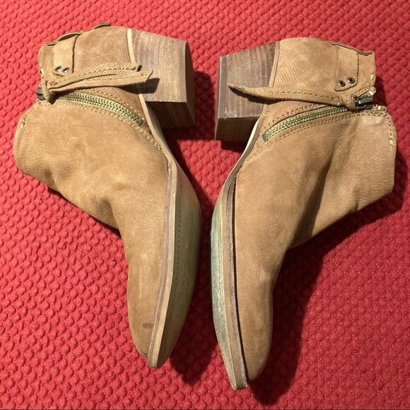 DOLCE VITA Sz 9 Western Style Stacked Heel Suede Leather Booties Inside Zipper - Picture 9 of 15